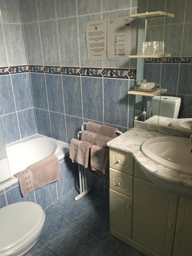 L'Un Des Sens Ξενοδοχείο Villefranche-de-Lonchat Εξωτερικό φωτογραφία