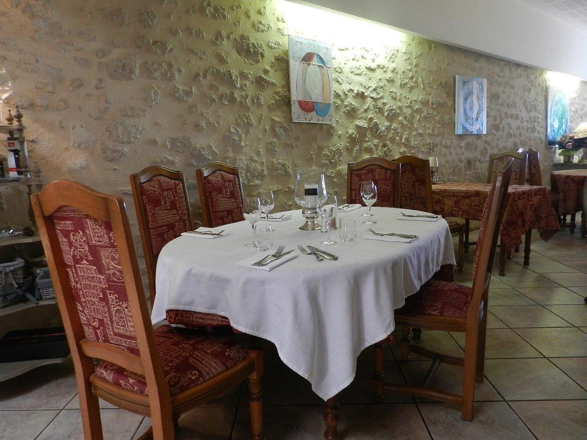 L'Un Des Sens Ξενοδοχείο Villefranche-de-Lonchat Εξωτερικό φωτογραφία