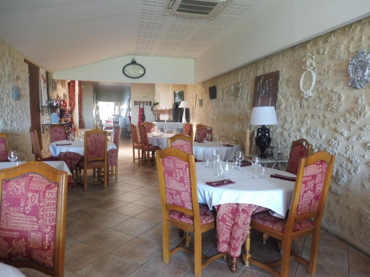 L'Un Des Sens Ξενοδοχείο Villefranche-de-Lonchat Εξωτερικό φωτογραφία
